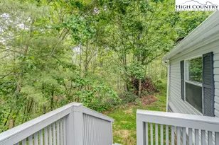 876 Courtney Ln, Vilas, NC 28692 - Photo 5