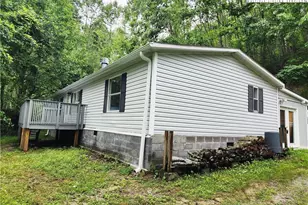 876 Courtney Ln, Vilas, NC 28692 - Photo 1