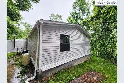 876 Courtney Lane, Vilas, NC 28692 - Photo 9