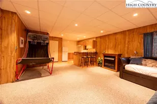 170 Mountain Laurel Ln, Blowing Rock, NC 28605 - Photo 25