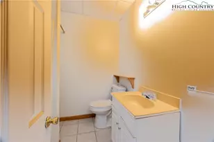 170 Mountain Laurel Ln, Blowing Rock, NC 28605 - Photo 27