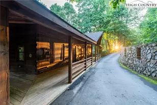 170 Mountain Laurel Ln, Blowing Rock, NC 28605 - Photo 33