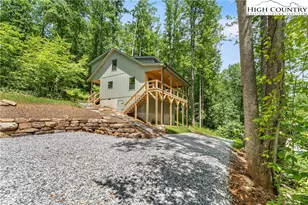 511 N Blue Ridge Dr, Marion, NC 28752 - Photo 3