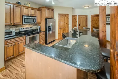 135-D Wapiti Way #8-D, Banner Elk, NC 28604 - Photo 13