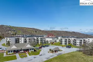 301 Pinnacle Inn Dr, Beech Mountain, NC 28604 - Photo 25