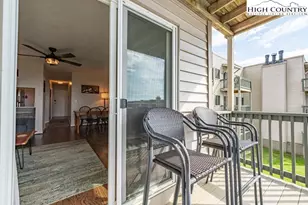 301 Pinnacle Inn Dr, Beech Mountain, NC 28604 - Photo 23