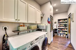 202 King Lucious Ln, Banner Elk, NC 28604 - Photo 17