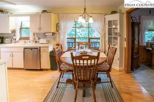 153 Delphinium Ln, Newland, NC 28657 - Photo 5