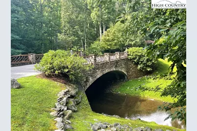 405 Firethorn Trail, Blowing Rock, NC 28605 - Photo 3