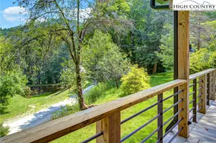 568 Auborn Trivette Rd, Sugar Grove, NC 28679 - Photo 3