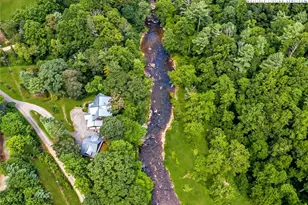 597 Auborn Trivette Rd, Sugar Grove, NC 28679 - Photo 3