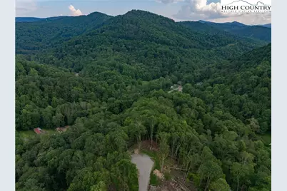 C124 Springwater Lane, Banner Elk, NC 28604 - Photo 9