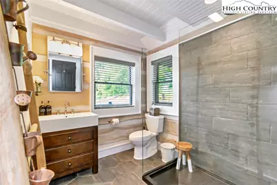 3244 Old US Highway 421, Vilas, NC 28692 - Photo 19