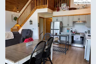 219 Lucky Alice Drive, Grassy Creek, NC 28631 - Photo 9