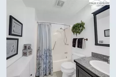 303 Sugar Top Drive #3226, Sugar Mountain, NC 28604 - Photo 17