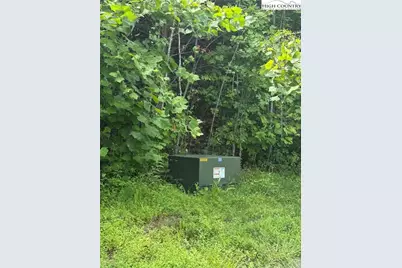 1047 Williamsburg Drive, Lenoir, NC 28645 - Photo 5