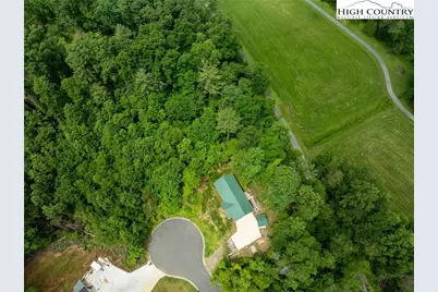 1047 Williamsburg Drive, Lenoir, NC 28645 - Photo 9