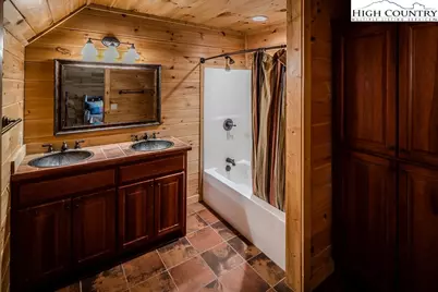 1370 Falls Creek Parkway, Elk Park, NC 28622 - Photo 25