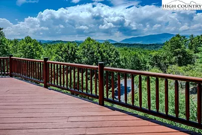 1370 Falls Creek Parkway, Elk Park, NC 28622 - Photo 9