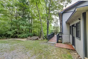 190 Rhododendron Dr, Beech Mountain, NC 28604 - Photo 13
