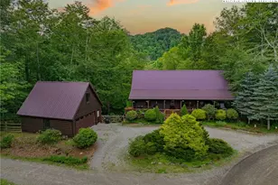 106 Vixen Den Dr, Zionville, NC 28698 - Photo 47