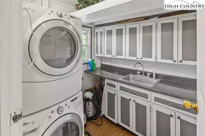 335 Snowshoe Loop, Newland, NC 28657 - Photo 17