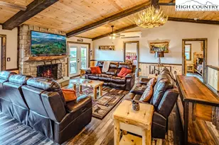 128 Hawthorn Rd, Beech Mountain, NC 28604 - Photo 3