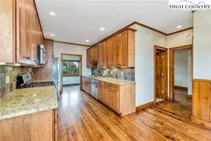 321 Laurel Highlands Dr, Grassy Creek, NC 28631 - Photo 21