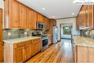 321 Laurel Highlands Drive, Grassy Creek, NC 28631 - Photo 17