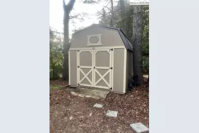 80 Pine Valley Road, Newland, NC 28657 - Photo 5