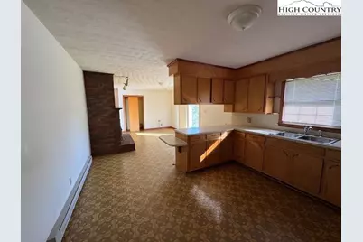 427 J E Gentry Road, Jefferson, NC 28640 - Photo 11