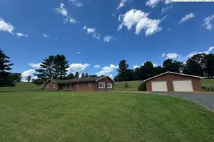 427 J E Gentry Rd, Crumpler, NC 28640 - Photo 37