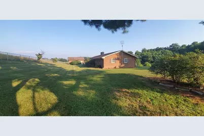 427 J E Gentry Road, Crumpler, NC 28640 - Photo 9