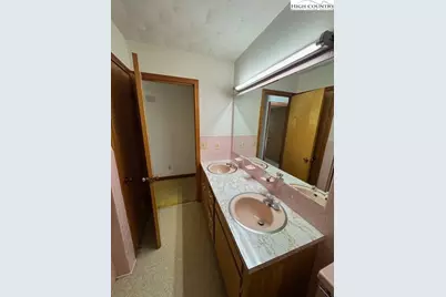 427 J E Gentry Road, Crumpler, NC 28640 - Photo 31