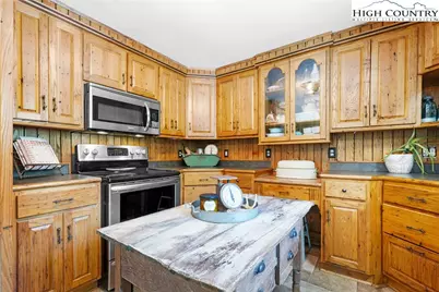 261 Tumbling Brook Drive, Banner Elk, NC 28604 - Photo 15