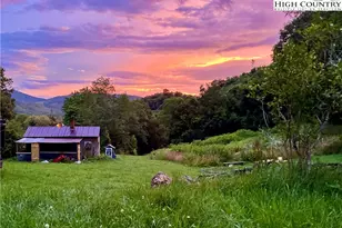 261 Tumbling Brk Dr, Banner Elk, NC 28604 - Photo 5