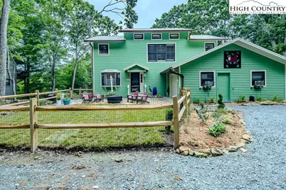 710 Pine Ridge Road, Beech Mountain, NC 28604 - Photo 3