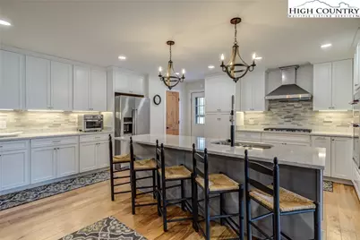 389 Auborn Trivette Road, Sugar Grove, NC 28679 - Photo 11