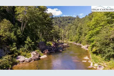 389 Auborn Trivette Road, Sugar Grove, NC 28679 - Photo 5