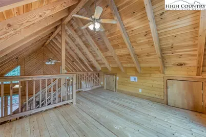 5023 Elk Park Highway, Elk Park, NC 28622 - Photo 17