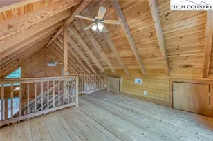 5023 Elk Park Hwy, Elk Park, NC 28622 - Photo 17