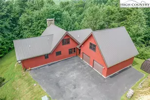 5023 Elk Park Hwy, Elk Park, NC 28622 - Photo 23