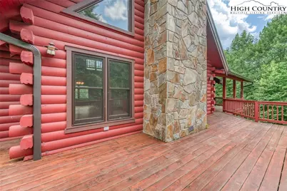 5023 Elk Park Highway, Elk Park, NC 28622 - Photo 27