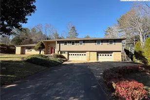 1824 Chrosaro Pl, Lenoir, NC 28645 - Photo 1