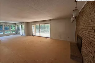 1824 Chrosaro Pl, Lenoir, NC 28645 - Photo 9