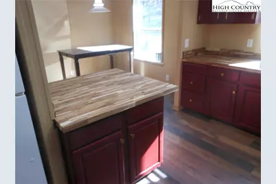 111 Oxford Lane, Blowing Rock, NC 28605 - Photo 15