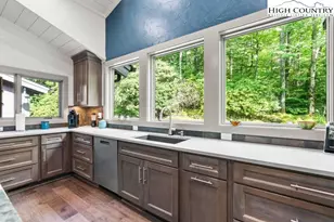 1325 Golf Course Rd, Linville, NC 28646 - Photo 19