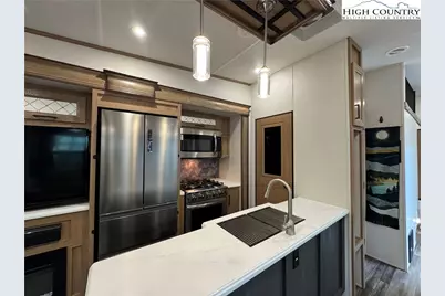 195 Finch Way, West Jefferson, NC 28694 - Photo 7