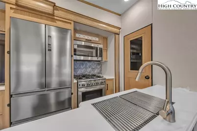 195 Finch Way, West Jefferson, NC 28694 - Photo 9