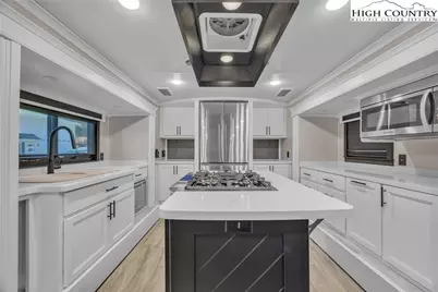 177 Finch Way, West Jefferson, NC 28694 - Photo 9